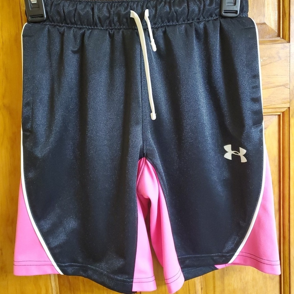 Under Armour Sz M Shorts Girls Youth Black Pink Athletic Gym Basketball 1355676
